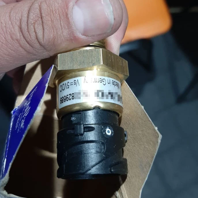 Air spring pressure sensors P15 bar for volvoPressure Sensor AliExpress