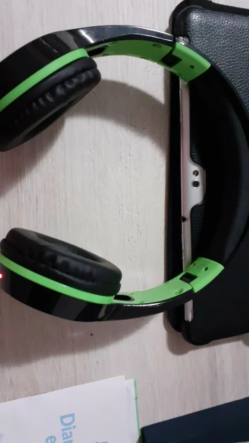 Отзыв о товаре Наушники ZEALOT B19 с ЖК-дисплеем, Hi-Fi стерео наушники, Bluetooth беспроводная гарнитура с микрофоном, FM-радио, слот для карт памяти TF от пользователя Покупатель 