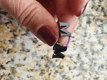 De acero inoxidable 26 A-Z inicial Pendientes con pasador en forma de letra pequeña bricolaje alfabeto nombre joyas piercings Pendientes de botón Pendientes Brincos