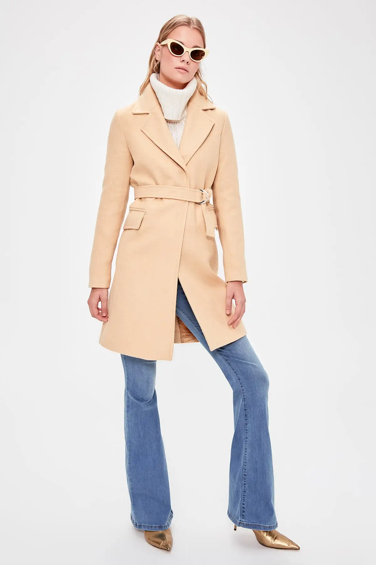 Trendyol Beige Metal Buckle Arched Woolen Stamp Coat TWOAW20KB0044