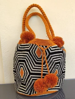 

Mochila wayuu two Tote geometric black-brown