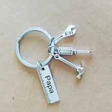 Llavero con diseño de letras de papá, destornillador de martillo creativo, llavero de llave inglesa, decoración de bolso, colgante con borla, regalos para el Día del Padre