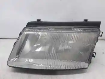 

3B0941017R left headlight VOLKSWAGEN PASSAT saloon (3B2)