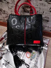 Bolso de mano de piel sintética con letras para mujer, bolsa de mano de gran capacidad, de diseñador, a la moda, color negro