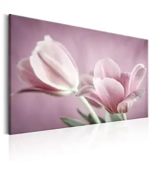 

Table-Romantic Tulips