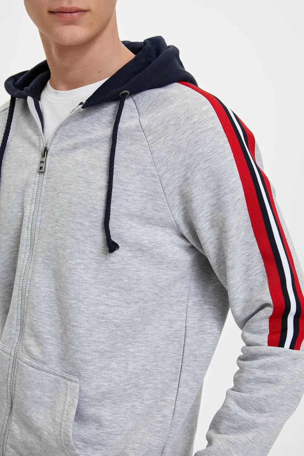 DeFacto Fashion Man Sport Hooded Cardigan Male Casual Pockets Loose Coats Men's Sportwear Leisure Coats Autumn- L0850AZ19AU