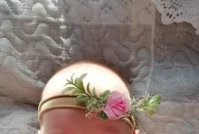 Diadema Floral con perlas y flores para bebé, bandana de nailon para recién nacido, accesorios para el cabello de princesa
