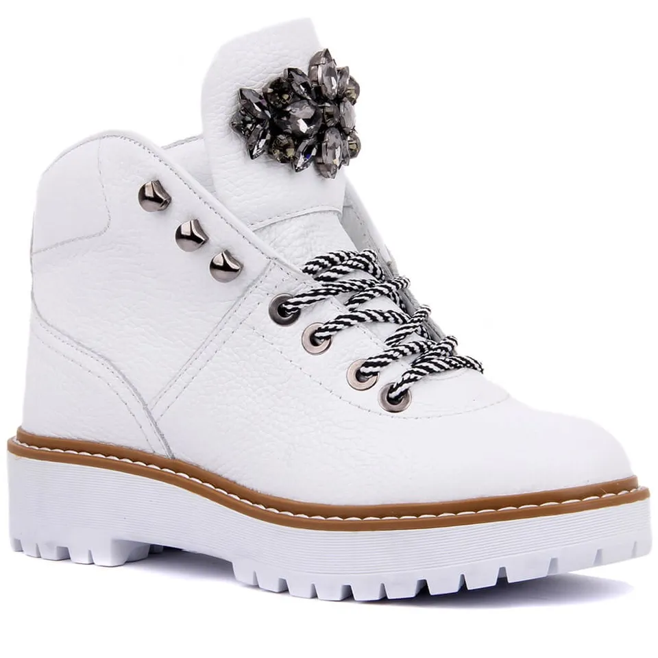 sail womens hiking boots