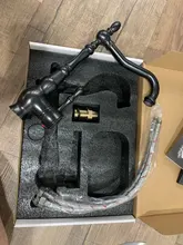 Grifo de agua para cocina, espita de bronce negro de una sola manija con mezclador para liquido caliente y frio y rotación 360,