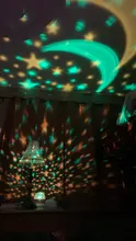 Proyector LED de estrellas para Noche de Luna, lámpara de luz nocturna giratoria de cielo para niños, dormitorio de bebé, regalo de Navidad