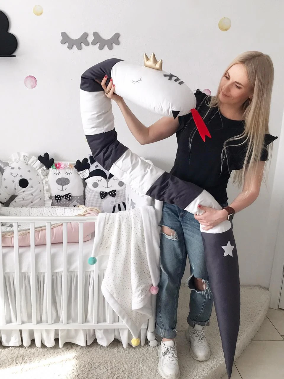 Подушка валик в кроватку для малышей. Lovebabytoys. Производство Россия