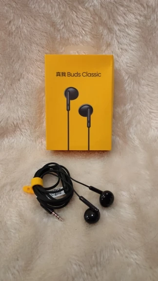 Отзыв о товаре Классические наушники Realme Buds, проводные наушники 3,5 мм, большой драйвер 14,2 мм, встроенный микрофон, управление музыкой и звонками, проводные наушники-вкладыши от пользователя I***v