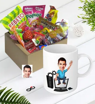 

Personalized Mr Computer Engineer Caricature Of Nostalgic Lezzetler Mug set