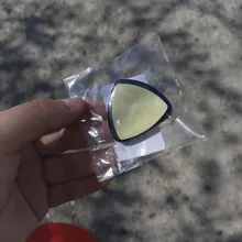 Guitarra elegir titular de plástico carcasa de plectro con adhesivo de la guitarra cajas de almacenamiento para 1-3 piezas selecciones de guitarra