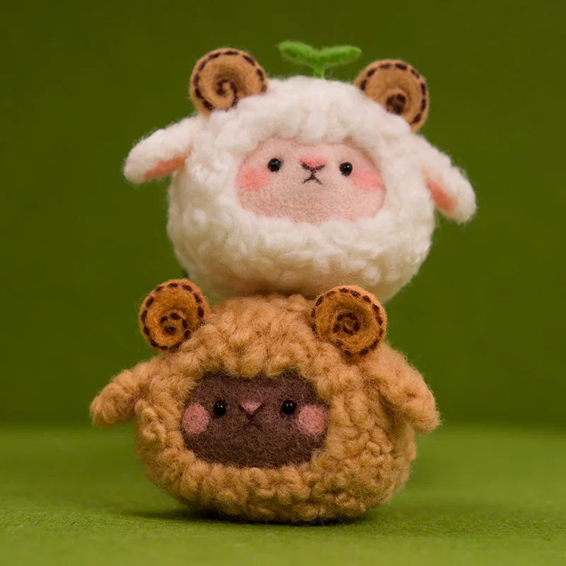 Cute Sheep Cartoon Animal Toy Doll Needle Felting Kit needle felting kit wool felting kit needle felting painting kit DIY kuat Wool Needle Felt Sheep Needlework Kit for DIY Kids Children