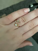 Anillo con 26 letras iniciales para mujer, mosaico de diamantes de imitación brillantes, apertura a la moda, joya para mujer, abalorio, regalo de joyería, 1 ud.