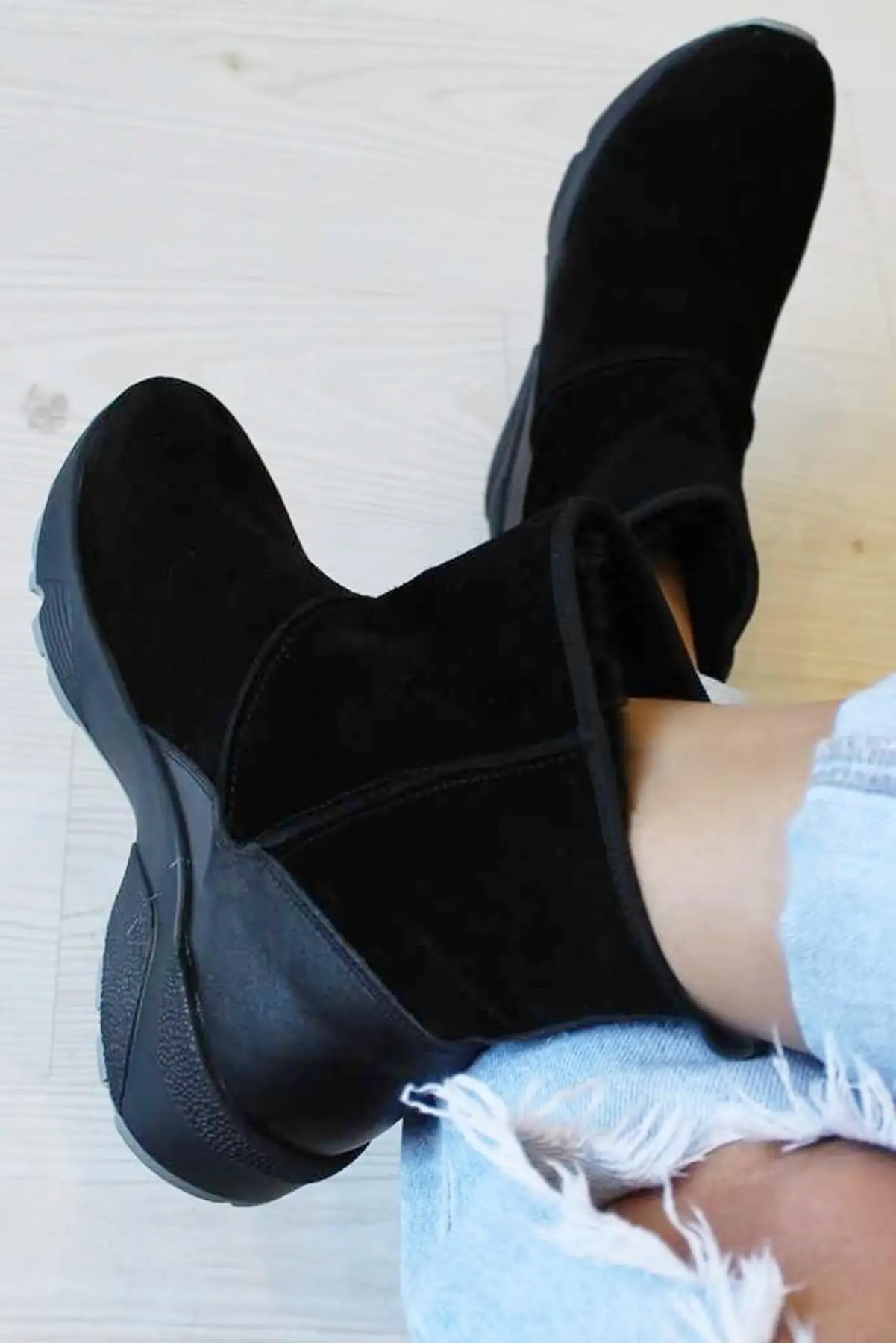 

Modabuymus Ankle Height Boot