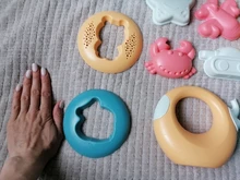 Nuevo verano suave de silicona bebé juguetes de playa niños bolsa de malla de baño jugar Set de caja de arena de fiesta de playa Cubo de juguetes moldes de arena herramienta para niño