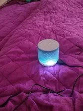 Altavoz Mini inalámbrico con Bluetooth, Subwoofer colorido, luz LED portátil, 20W, 15W, 400mah, batería integrada de plástico, rango completo