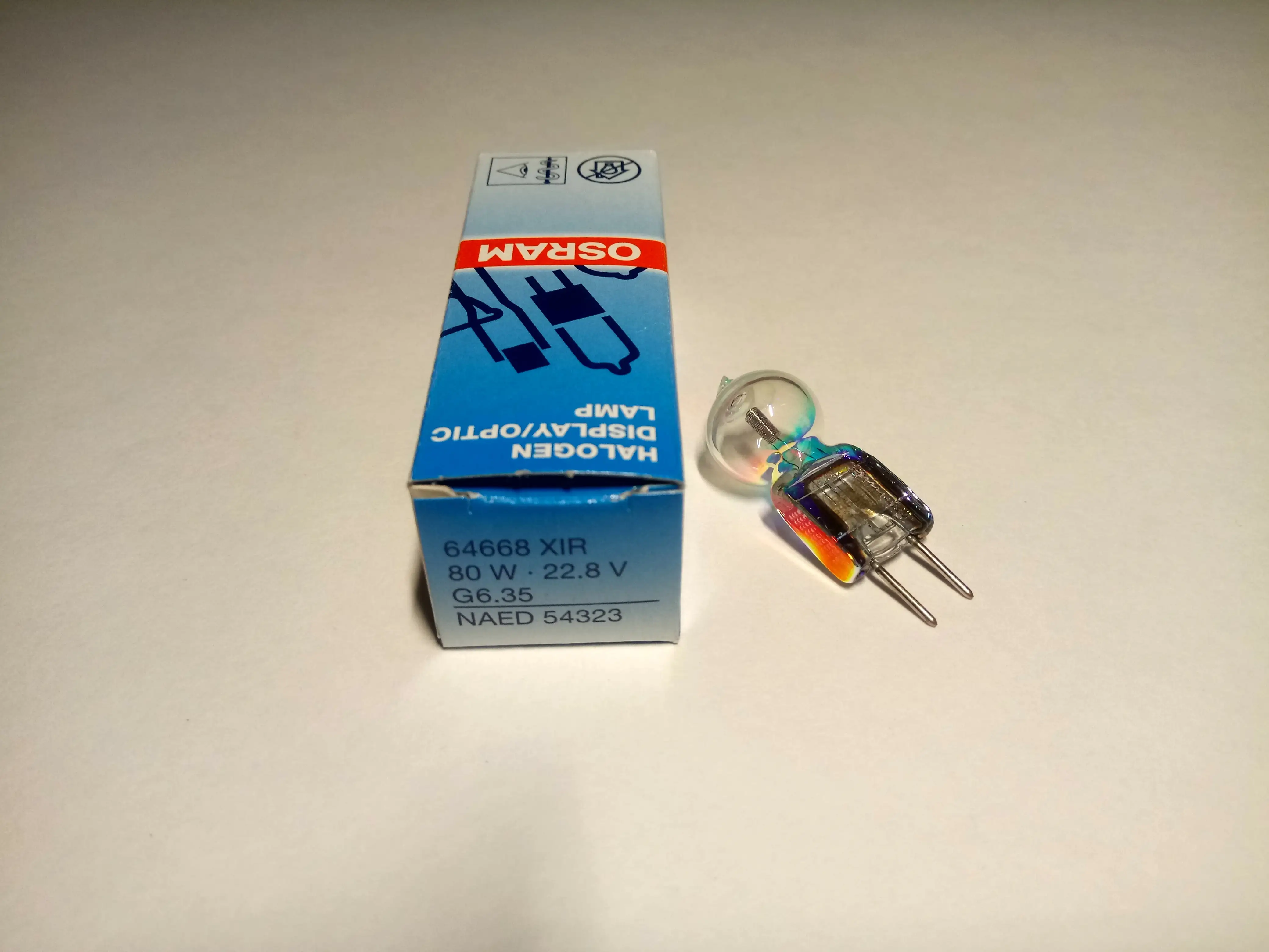 OSRAM 64668 XIR 22 8V 80W G6.35 - лампа галогенная 4008321331182 | Освещение