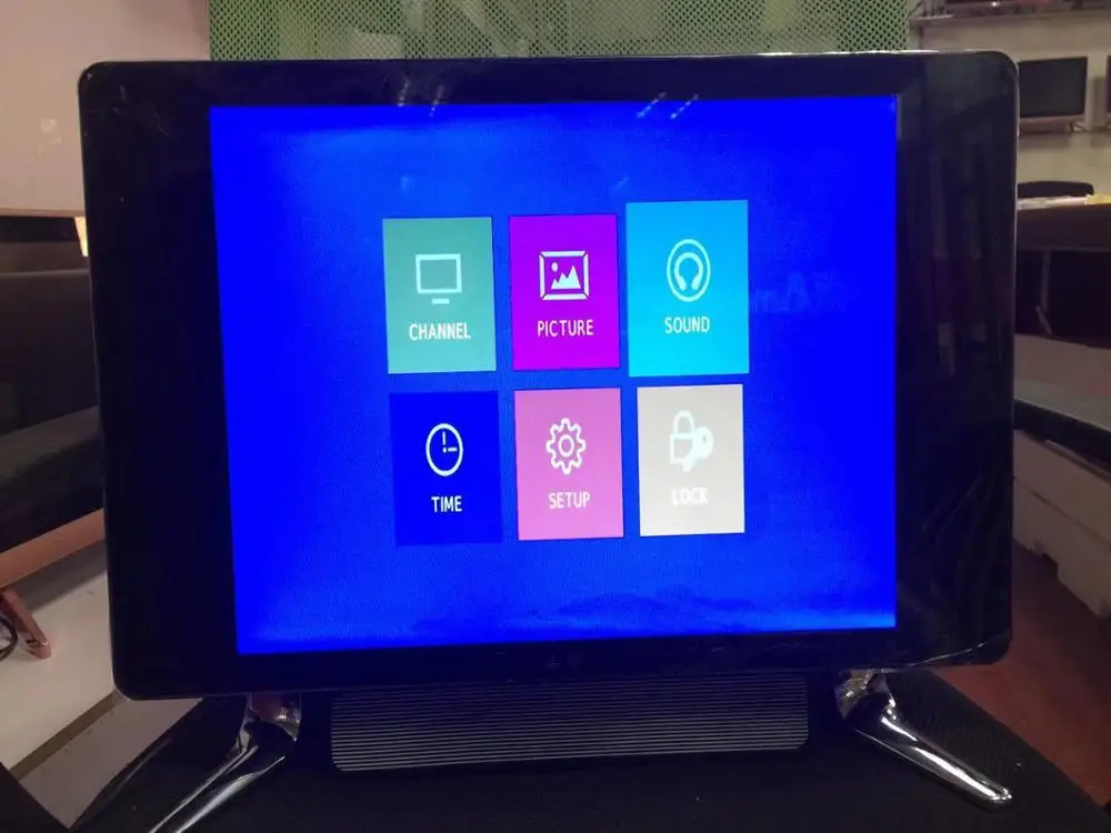 17'' inch lcd monitor plus led TV multi 