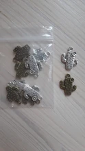 10 Uds. De dijes de Cactus de aleación de Zinc y Metal de tres colores, 15x20mm, aptos para joyería médica, dijes colgantes de plantas