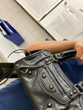 Bolso europeo de cuero PU para motocicleta para mujer, bandoleras cruzadas con remaches y borlas