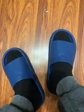 Youdiao-Zapatillas con agujeros de EVA para mujer, zapatos de baño deslizantes antideslizantes, pantuflas de Interior para el hogar, sandalias de baño para hombre