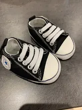 Zapatos sólidos con estrella para bebés, zapatilla de algodón suave antideslizante, suela para recién nacido, primeros pasos, de lona, informales