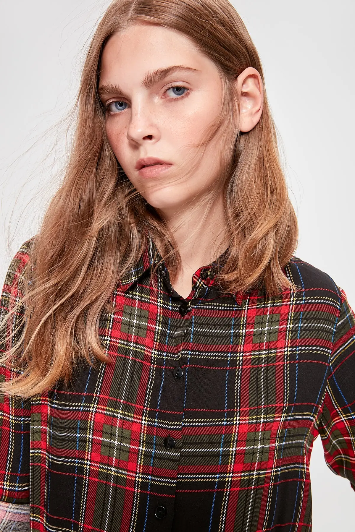 Trendyol черная рубашка в клетку TWOAW20GO0356