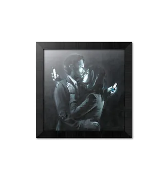 

Framed PRINT 30X30 CM BRANDALISED MOBILE PHONE LOVERS CLOSE UP