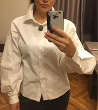 Blusa con manga de linterna para mujer, camisa holgada con botones a la moda para primavera y otoño, Color liso