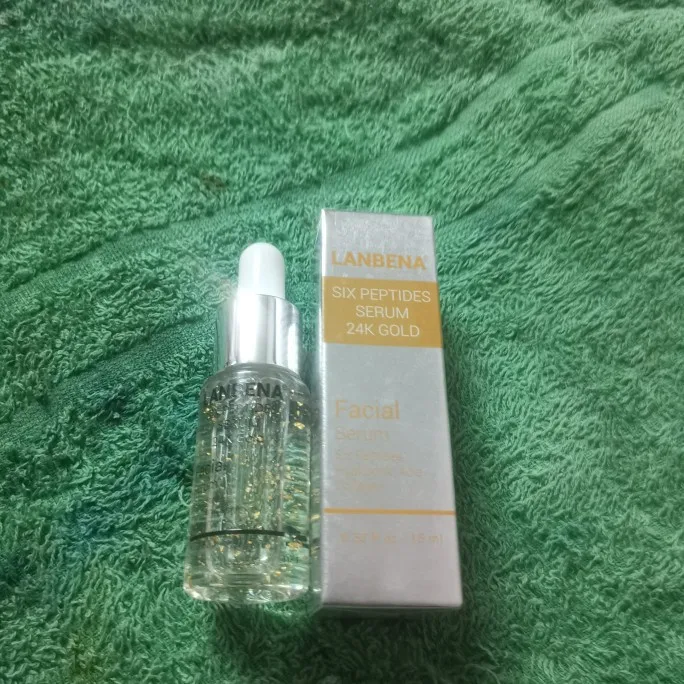 6 Peptides and 24K Gold Anti-ageing Serum photo review