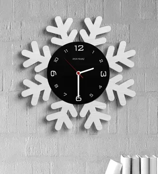 

Personalized Snowflake Wood Wall Clock (Model 4B)