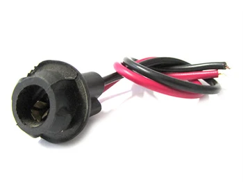 

Lamp holder attack T10 W5W to do the Test of Led lamp