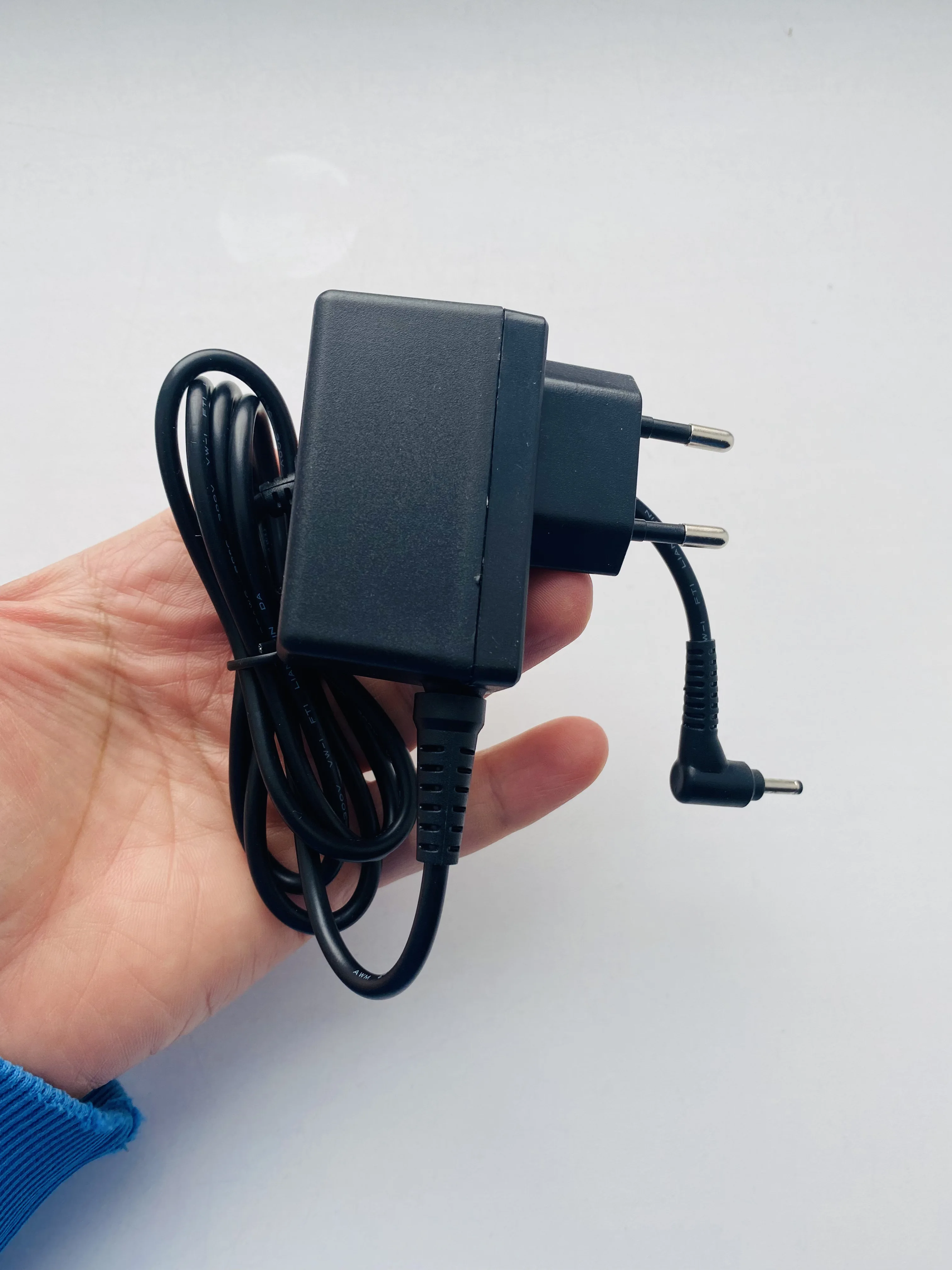 Зарядное устройство для спутникового телефона Iridium 9555/9575 бу, неоригин