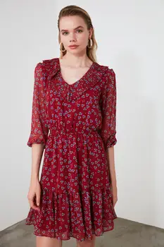

Trendyol Pilise Detail Dress TWOAW21EL0363