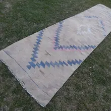 Английский коврик ручной работы с современным дизайном и светильник приглушенного цвета