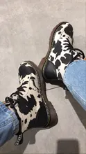 Las mujeres botas de moto Otoño de moda de invierno de Color sólido de botas Martin botas de las mujeres de alta calidad cómodo estampado de vaca botas de mujer