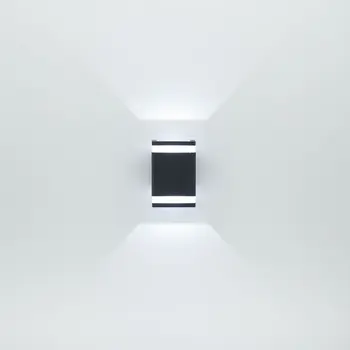 

Clu0005d street wall lamp