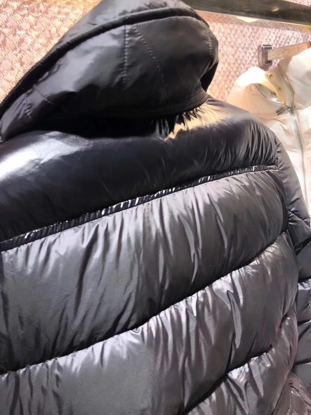 Женское крутое теплое пальто