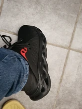 Zapatos de seguridad con punta de acero para hombre, calzado de malla transpirable, antigolpes, ligero, a prueba de perforaciones, cómodo