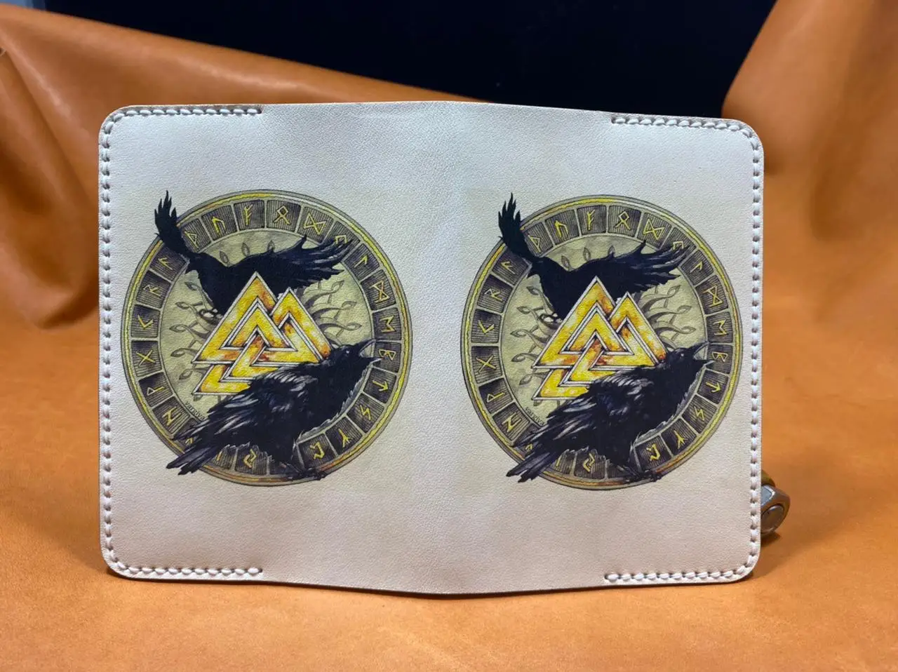 Рисунок 2 - Passport cover Genuine leather