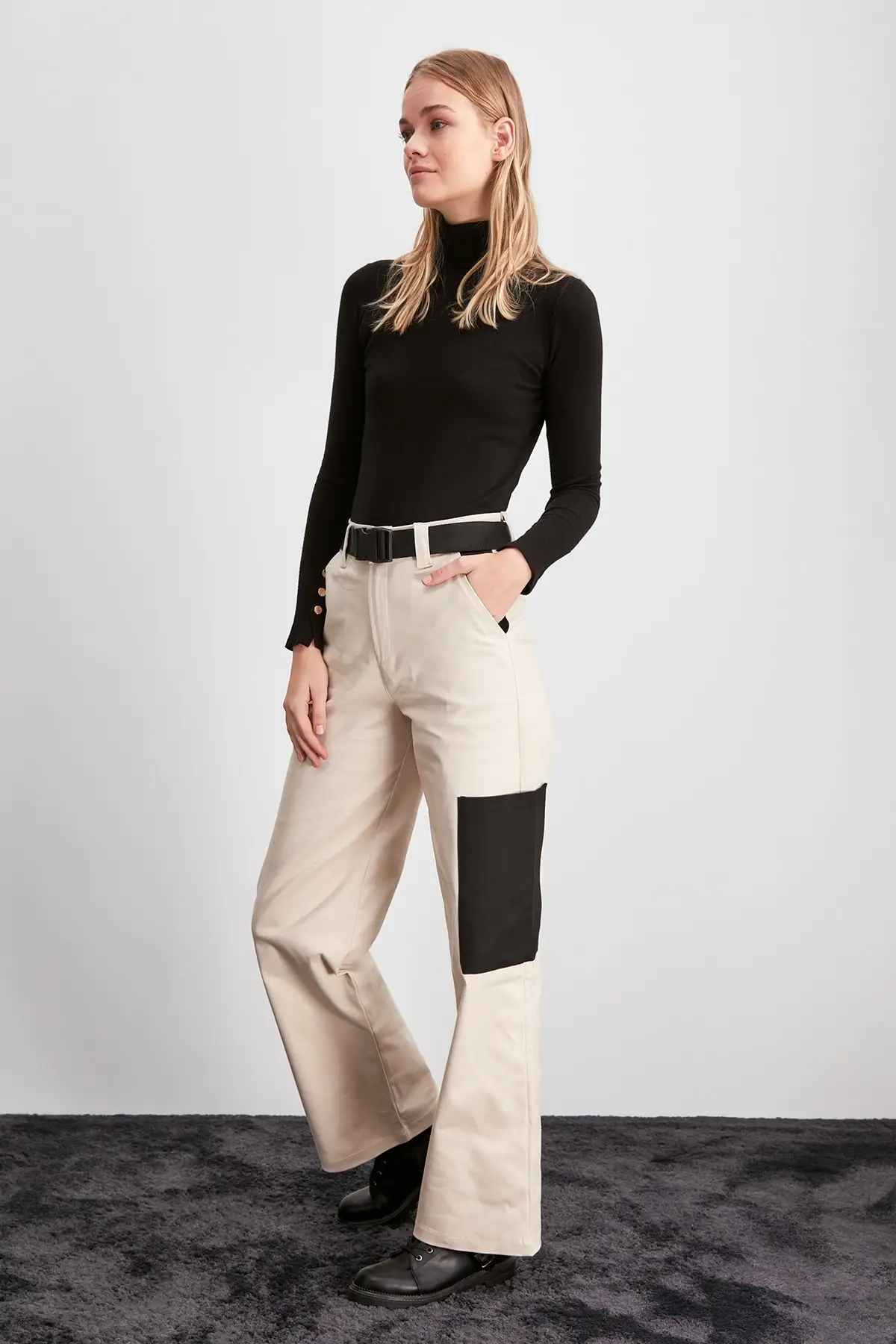 Trendyol брюки с поясом TWOAW20PL0623