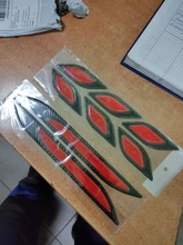 HYZHAUTO-pegatina de fibra de carbono para coche, Protector de parachoques, tiras reflectantes, pegatinas de advertencia antiarañazos para camión y motocicleta, 2 uds.