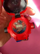 Reloj de dibujos animados de Disney para niños, 17 estilos, proyección 3D, superhéroes de dibujos animados, Spider-man, Iron Man, relojes digitales, juguete para niños