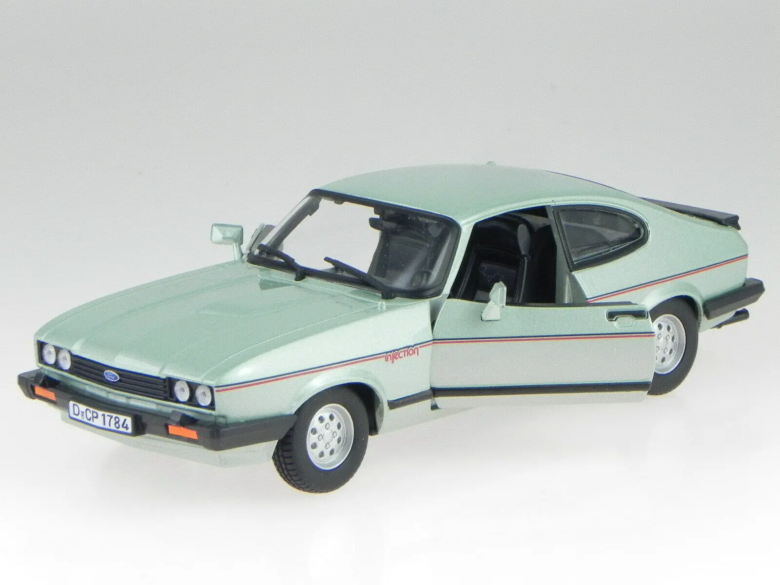 

Bburago 1:24 1982 Ford Capri Diecast Car Model New in Box