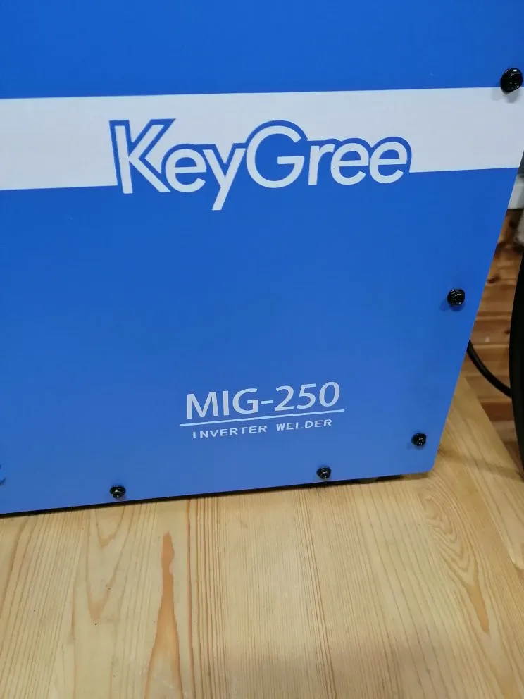 Отзыв о товаре KeyGree 250a портативный синергический сварочный аппарат CO2 MIG 3 в 1 StickMIGLift TIG сварочный аппарат, газовыебезгазовые mig Сварочные аппараты от пользователя 5***r