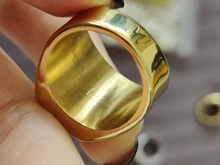 Anillo de acero inoxidable con grabado de logotipo láser personalizado para hombre y mujer, sortija con nombre, ancho ovalado, regalo especial para hombre y mujer, joyería de personalidad