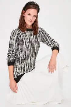 

Trendyol Mesh Detailed Knitwear Sweater TWOAW20KZ1033